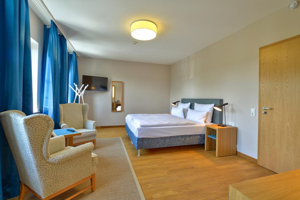 Vogelsburg Hotel Escherndorf Room photo