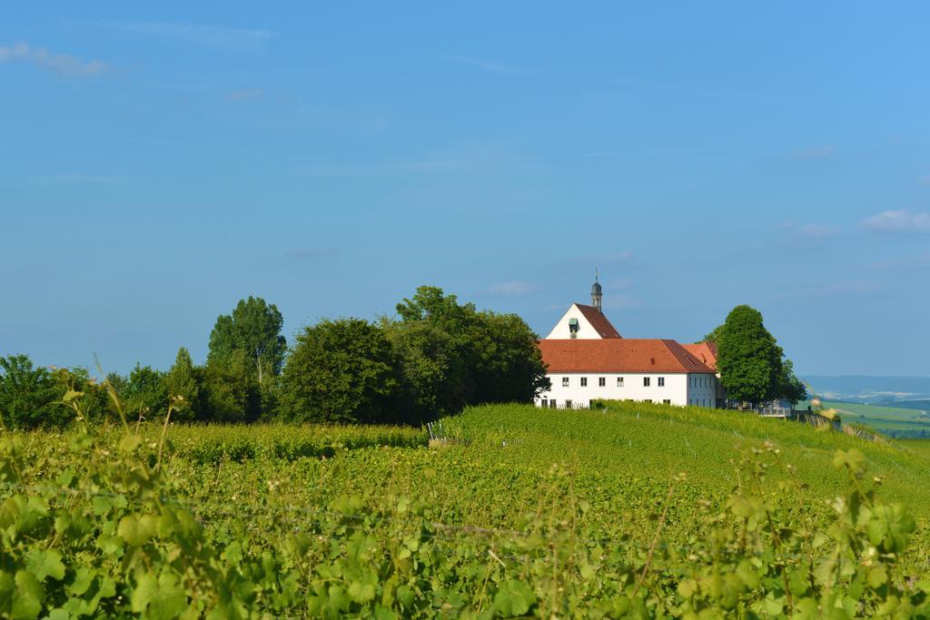 Vogelsburg Hotel Escherndorf Exterior photo